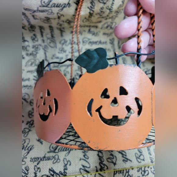 Rare Vintage metal and wire jack o lantern Halloween basket decor 🎃🎃🎃 - Picture 6 of 9